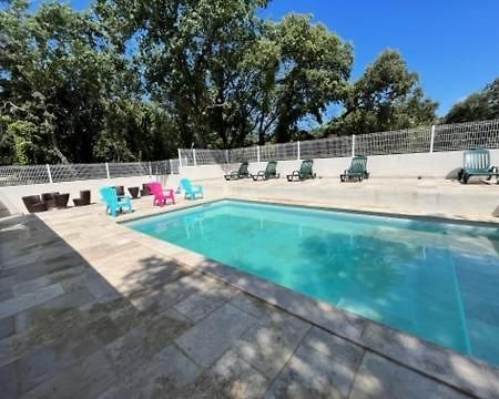 Domaine Du Berange Otel Saint-Geniès-des-Mourgues Dış mekan fotoğraf