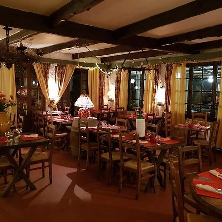 Domaine Du Berange Otel Saint-Geniès-des-Mourgues Dış mekan fotoğraf