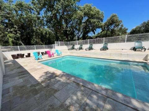 Domaine Du Berange Otel Saint-Geniès-des-Mourgues Dış mekan fotoğraf