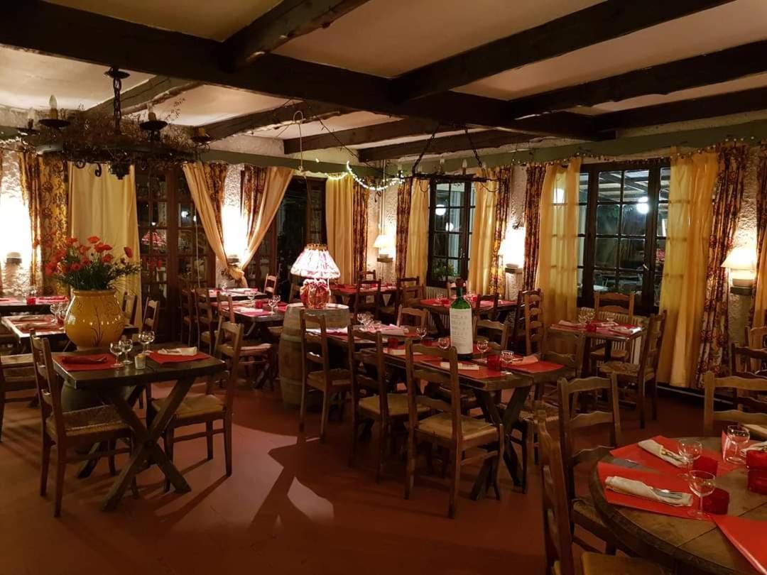 Domaine Du Berange Otel Saint-Geniès-des-Mourgues Dış mekan fotoğraf